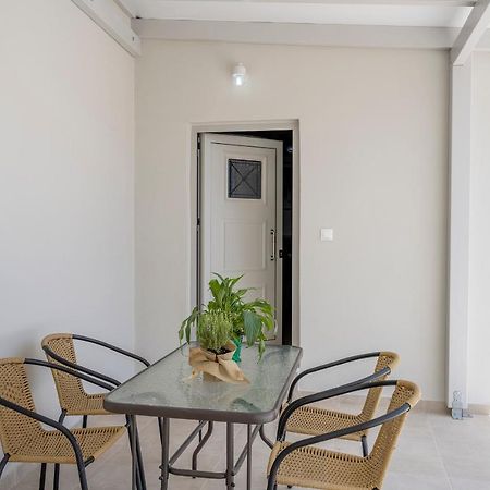 Klelia'S Apartments 古卡斯特隆 外观 照片